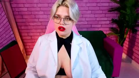 Monica online show from October 21, 2025, 11:00 am