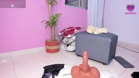 monikk__harrison online show from December 30, 2024, 3:02 pm