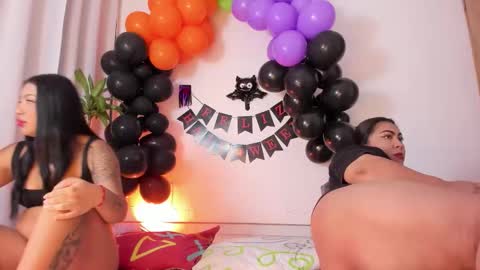 monikk__harrison online show from October 28, 2025, 9:57 am