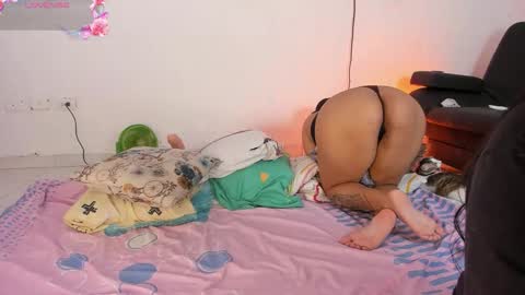 Snapshot of monikk__harrison chatting on February 9, 2026, 12:42 pm monikk__harrison online show from February 9, 2026, 12:42 pm