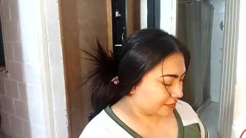 Snapshot of monikk__harrison chatting on March 3, 2026, 12:28 am monikk__harrison online show from March 3, 2026, 12:28 am