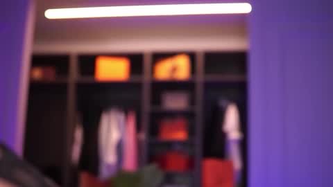 Snapshot of monique_celeste chatting on October 9, 2025, 3:48 am Moni online show from October 9, 2025, 3:48 am