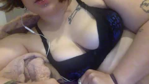 Snapshot of moniqueisalovergirl chatting on June 8, 2026, 10:43 pm moniqueisalovergirl online show from June 8, 2026, 10:43 pm