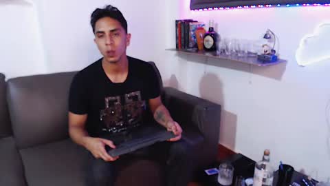 simon dice online show from February 4, 2025, 5:45 pm