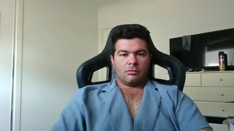 Snapshot of monkeydward1 chatting on May 11, 2026, 1:44 am monkeydward1 online show from May 11, 2026, 1:44 am