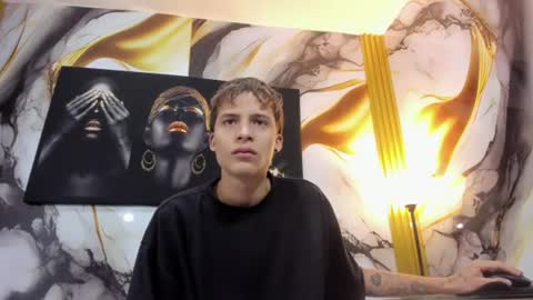 mono_blonde online show from July 23, 2026, 12:03 pm