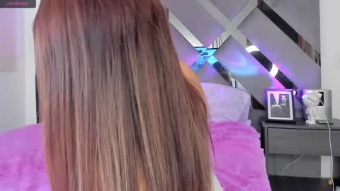 Snapshot of monroe_glez05 chatting on March 6, 2025, 4:41 am Marilyn online show from March 6, 2025, 4:41 am