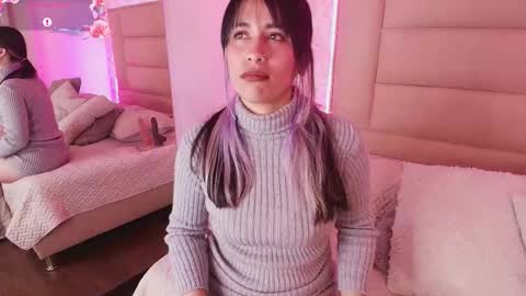 Snapshot of monserrat_towers chatting on February 19, 2026, 1:07 pm Adriana online show from February 19, 2026, 1:07 pm