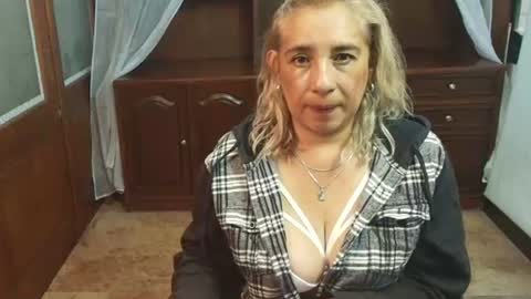 Snapshot of monserratgray chatting on July 27, 2026, 12:45 pm MONSERRAT online show from July 27, 2026, 12:45 pm