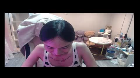 ELYSE A SIMPLE GIRL online show from February 12, 2026, 9:48 am