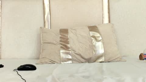 Snapshot of monsterhole91 chatting on February 5, 2025, 7:10 pm Linda Darling online show from February 5, 2025, 7:10 pm