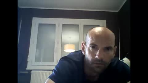 montmasse online show from April 26, 2026, 9:07 am