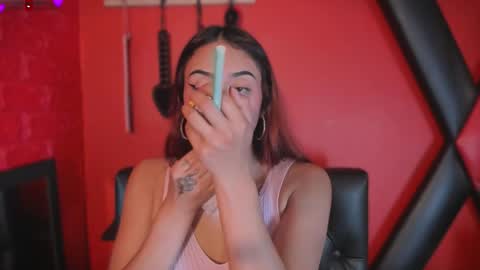 Monttserratt online show from March 17, 2026, 7:17 pm