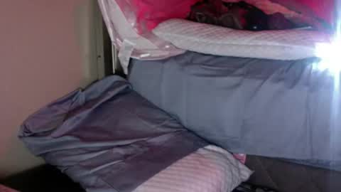 Snapshot of montydx chatting on October 24, 2025, 12:41 am montydx online show from October 24, 2025, 12:41 am