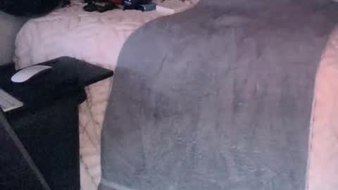 Snapshot of montydxxx2 chatting on February 3, 2026, 2:53 am montydxxx2 online show from February 3, 2026, 2:53 am