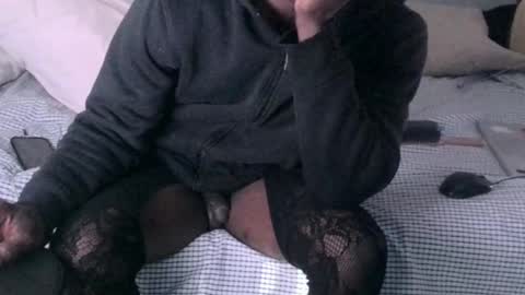 Snapshot of montydxxx2 chatting on February 25, 2026, 1:04 am montydxxx2 online show from February 25, 2026, 1:04 am