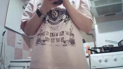 moodiemira online show from October 20, 2025, 7:58 pm