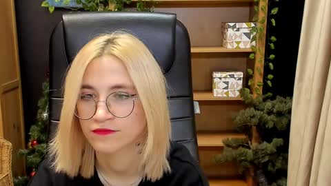 Katrin online show from December 24, 2024, 1:27 am