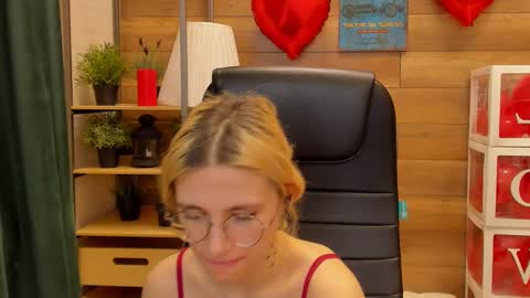 Katrin online show from February 20, 2025, 7:19 pm