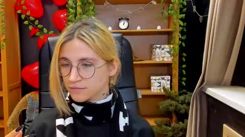 Katrin online show from February 23, 2025, 9:16 pm