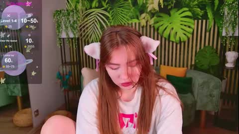 Moon  Bunny online show from October 19, 2025, 4:07 pm