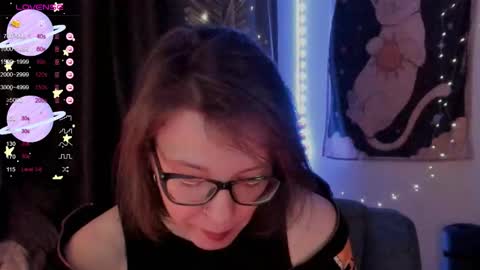 Snapshot of moon__girl chatting on February 27, 2026, 8:09 pm Roxy online show from February 27, 2026, 8:09 pm