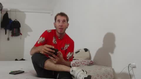 Luna online show from January 2, 2025, 11:27 pm