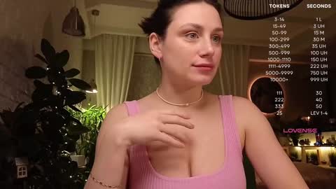 Luna  online show from December 29, 2024, 2:00 pm