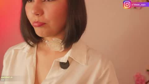Snapshot of moon_eyess chatting on May 12, 2026, 1:14 am Im a independent model Welcome online show from May 12, 2026, 1:14 am