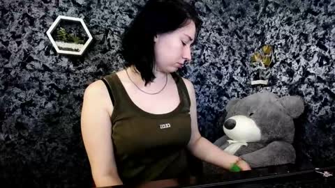 Snapshot of moon_foxy_ chatting on May 8, 2026, 7:52 pm Diana online show from May 8, 2026, 7:52 pm