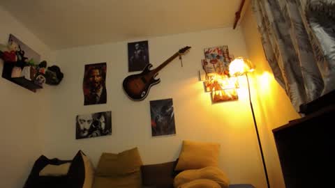 Snapshot of moon_ligth18 chatting on February 24, 2025, 11:19 pm Luna online show from February 24, 2025, 11:19 pm