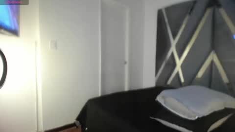 Luna  online show from September 22, 2025, 6:54 pm