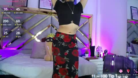 Snapshot of moon_water__ chatting on May 20, 2026, 10:21 am Moon Water online show from May 20, 2026, 10:21 am