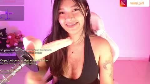 Snapshot of moonbella_bell chatting on May 31, 2026, 5:15 am bell online show from May 31, 2026, 5:15 am