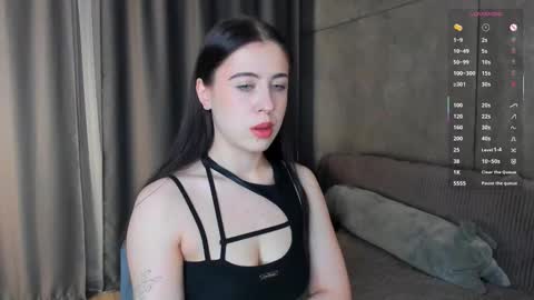 Sophia online show from March 23, 2026, 2:32 pm