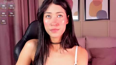 Snapshot of moonlight_brat chatting on May 19, 2026, 9:15 am Ivy online show from May 19, 2026, 9:15 am