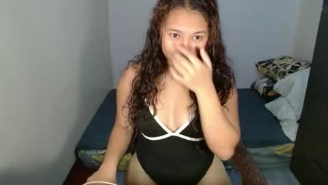 Snapshot of moonlight_xxx chatting on February 28, 2026, 10:16 am moon online show from February 28, 2026, 10:16 am