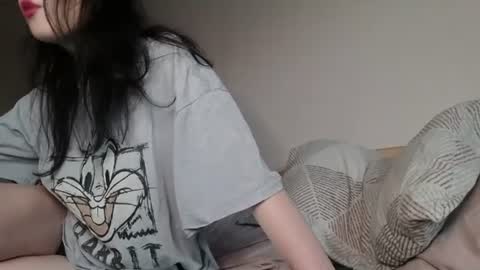 Snapshot of moonlightpoison chatting on June 20, 2026, 8:06 am moonlightpoison online show from June 20, 2026, 8:06 am