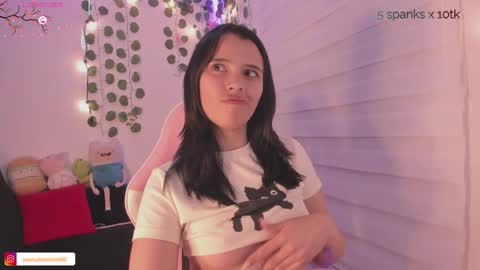 Snapshot of moonliight__ chatting on March 11, 2025, 12:54 am moonliight__ online show from March 11, 2025, 12:54 am