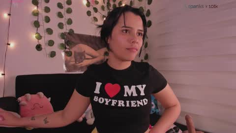 Snapshot of moonliight__ chatting on October 15, 2025, 11:27 pm moonliight__ online show from October 15, 2025, 11:27 pm