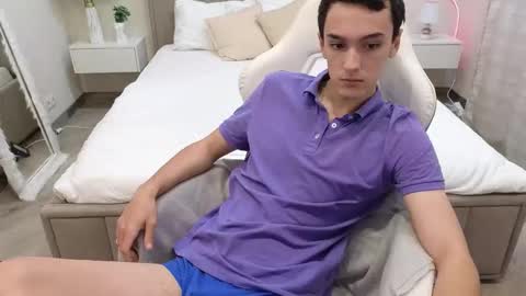 Stan online show from November 27, 2025, 8:05 am