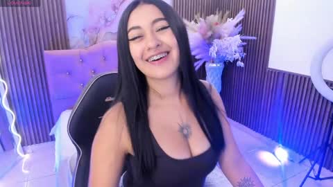 Snapshot of moonshine_tay chatting on May 27, 2026, 11:29 am Moon online show from May 27, 2026, 11:29 am