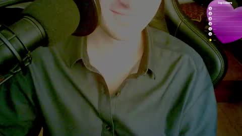 Moonsire online show from January 8, 2025, 5:37 pm