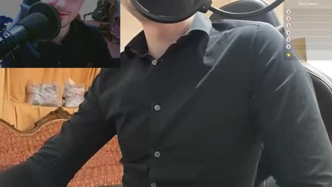 Moonsire online show from January 10, 2025, 5:02 pm