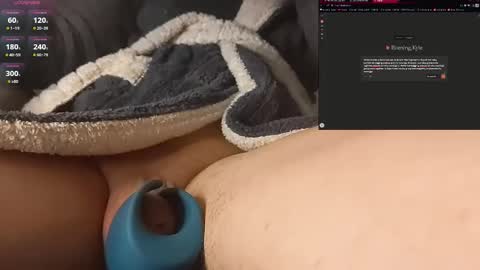 Moonsire online show from December 18, 2025, 5:30 pm