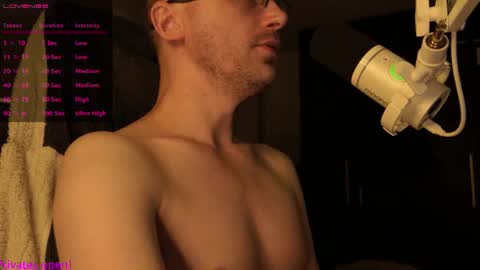 Moonsire online show from July 28, 2026, 9:03 pm