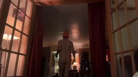 Moon online show from February 21, 2025, 1:44 am