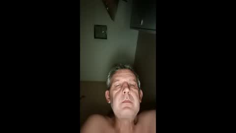 moos1 online show from September 20, 2025, 3:07 am