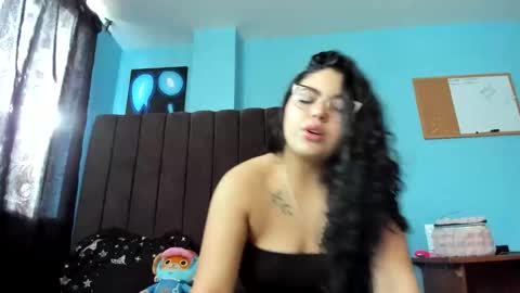 Mily sins  online show from April 7, 2026, 12:16 pm