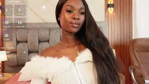 more hott online show from November 20, 2025, 7:13 pm